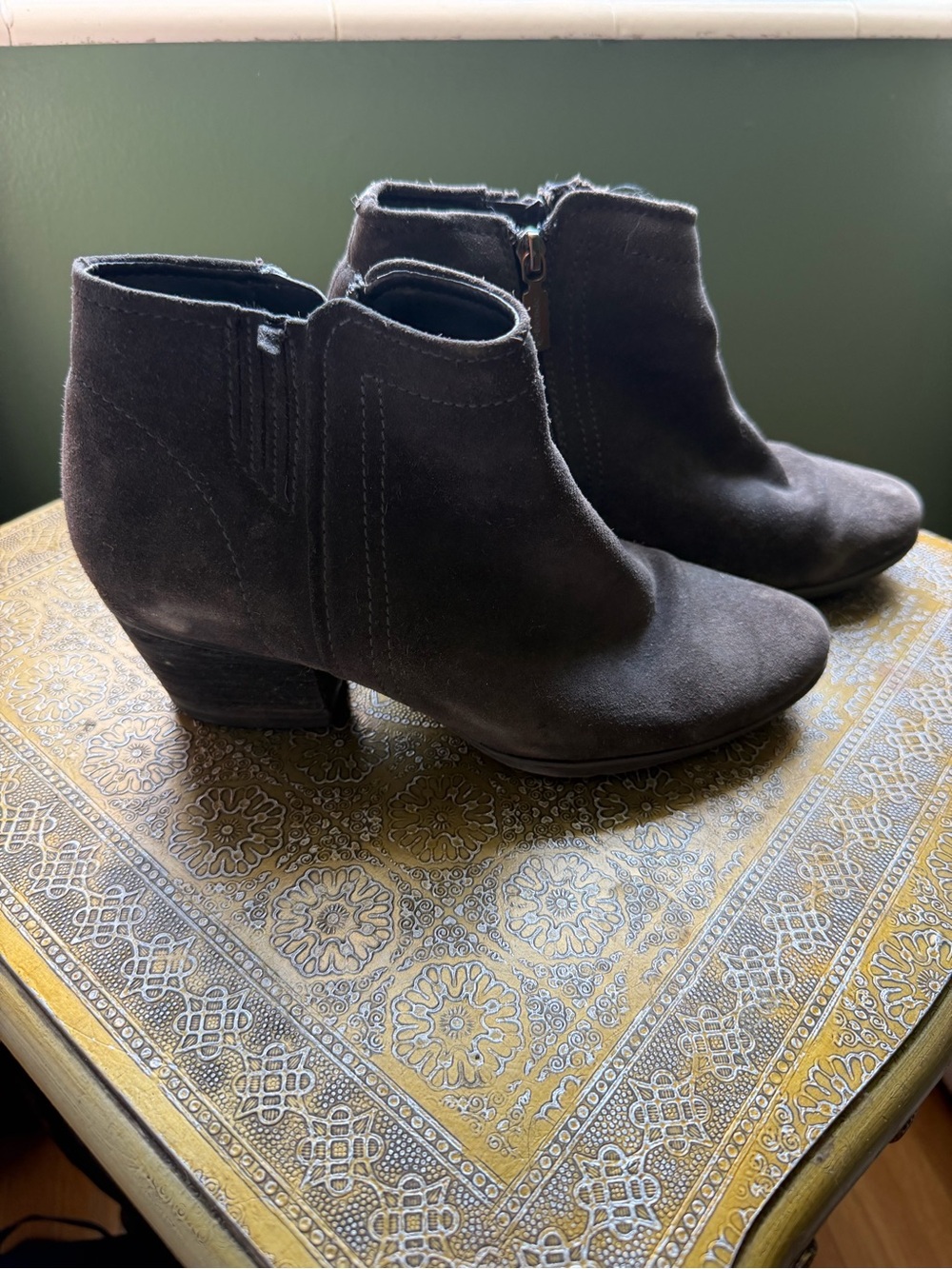 Blondo Waterproof Light Gray Suede Ankle Booties with Low Heel